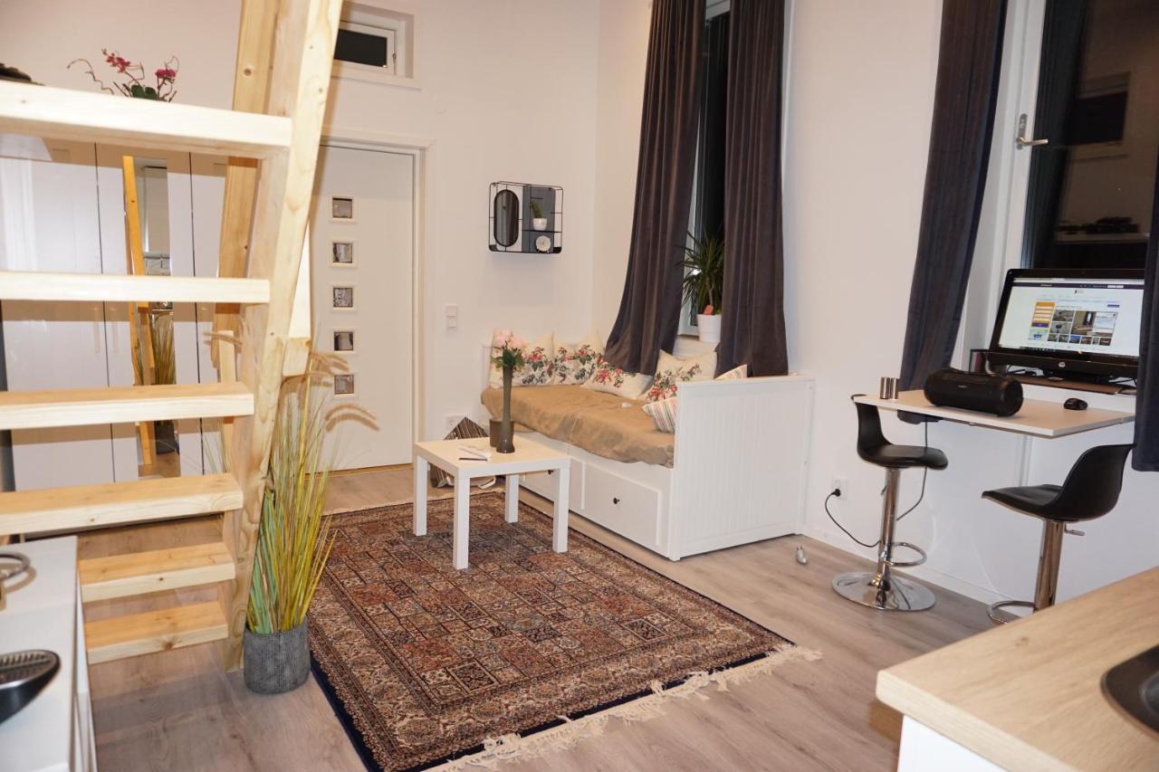 Apartamento Fresh Happy Little House, 35 M2 In Taeby Estocolmo Exterior foto
